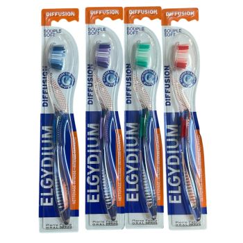 Diffusion brosse à dents souple Elgydium - une brosse à dents 