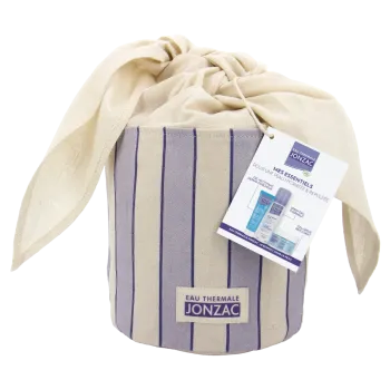 Coffret trousse r&eacute;hydrate L&eacute;a Nature - une trousse de 3 produits