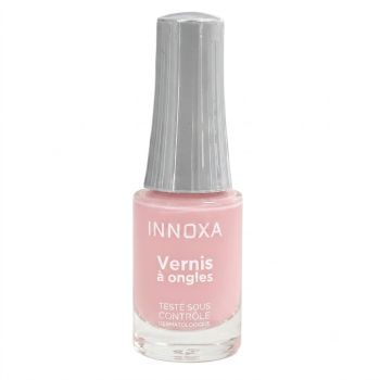 Vernis à ongles rose candy Innoxa - un vernis 