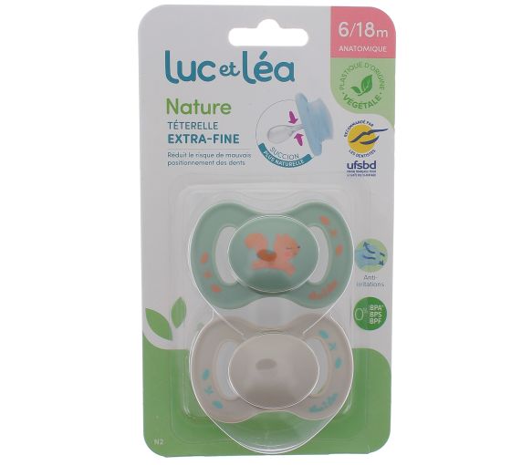 Nature sucettes anatomiques téterelle extra-fine 6-18 mois écureuil & beige Luc et Léa - lot de 2 sucettes - image 1